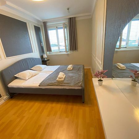 Anzotika Central Apartment, Vienna Esterno foto